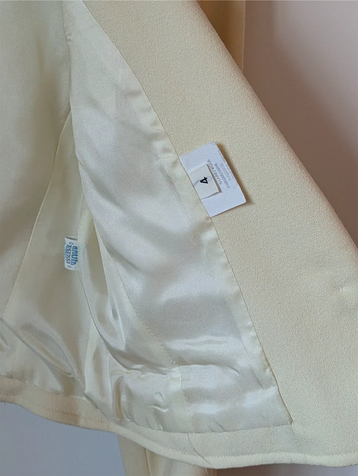 White Vintage Bridal Cropped Wool Blazer: 80s Tailored Style (Size XS)