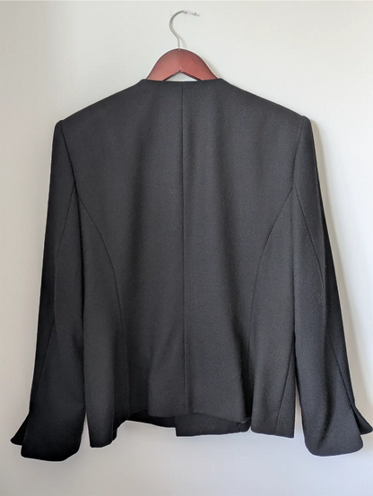 Black 80s Vintage Blazer - Dark Academia, Preppy, or Old Money Look (Size M/L)