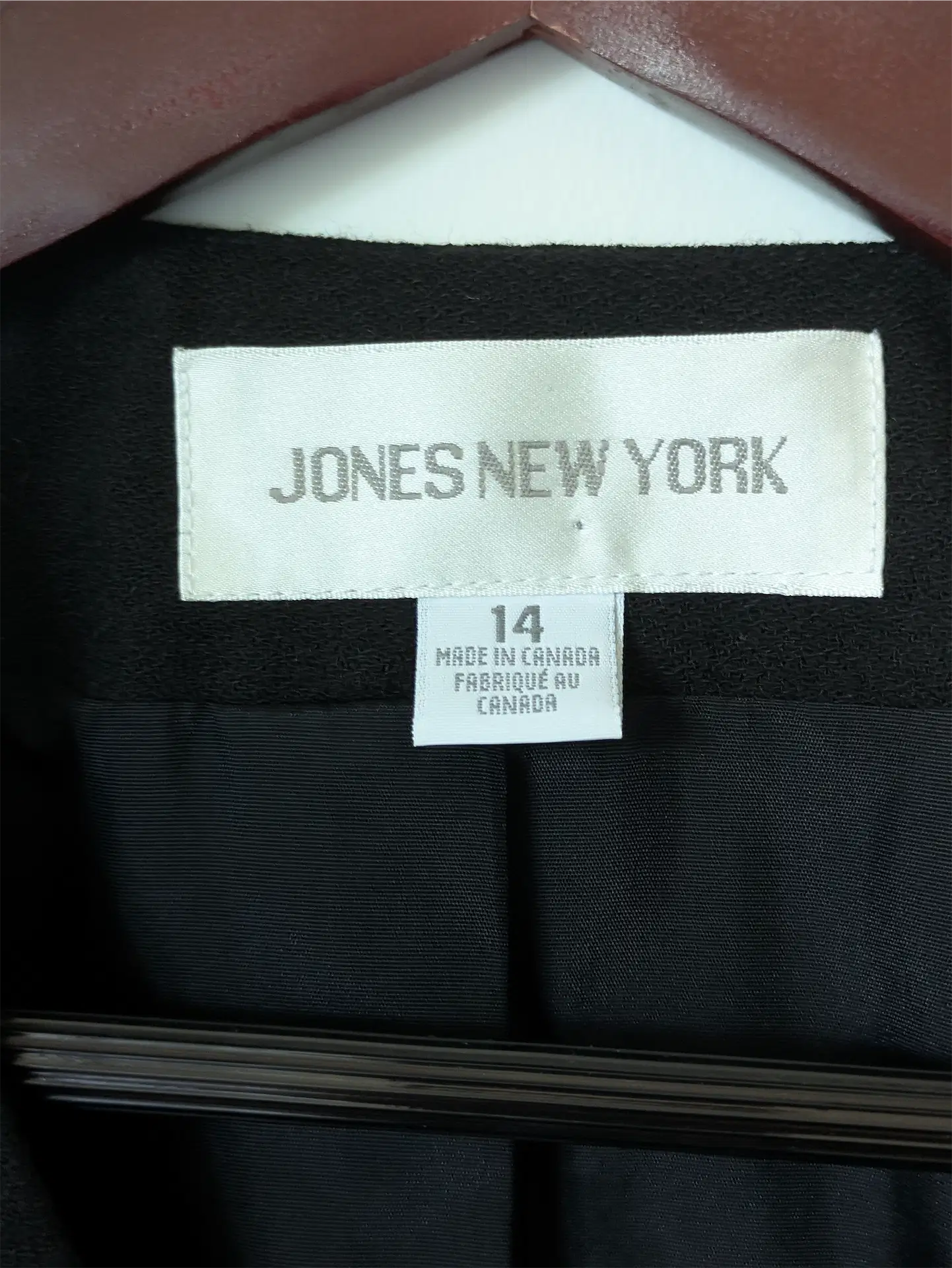 Black 80s Vintage Blazer - Dark Academia, Preppy, or Old Money Look (Size M/L)