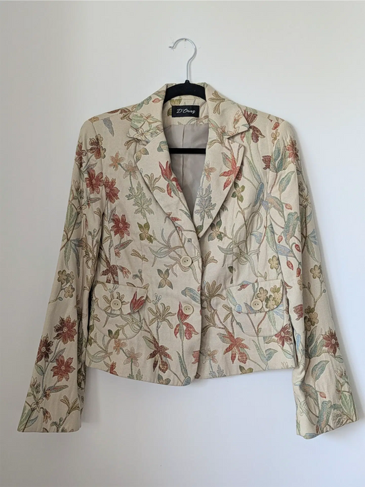 Beige Floral Vintage Blazer - Nature Tapestry / Flower Embroidery (Size S/M)