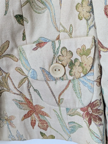 Beige Floral Vintage Blazer - Nature Tapestry / Flower Embroidery (Size S/M)
