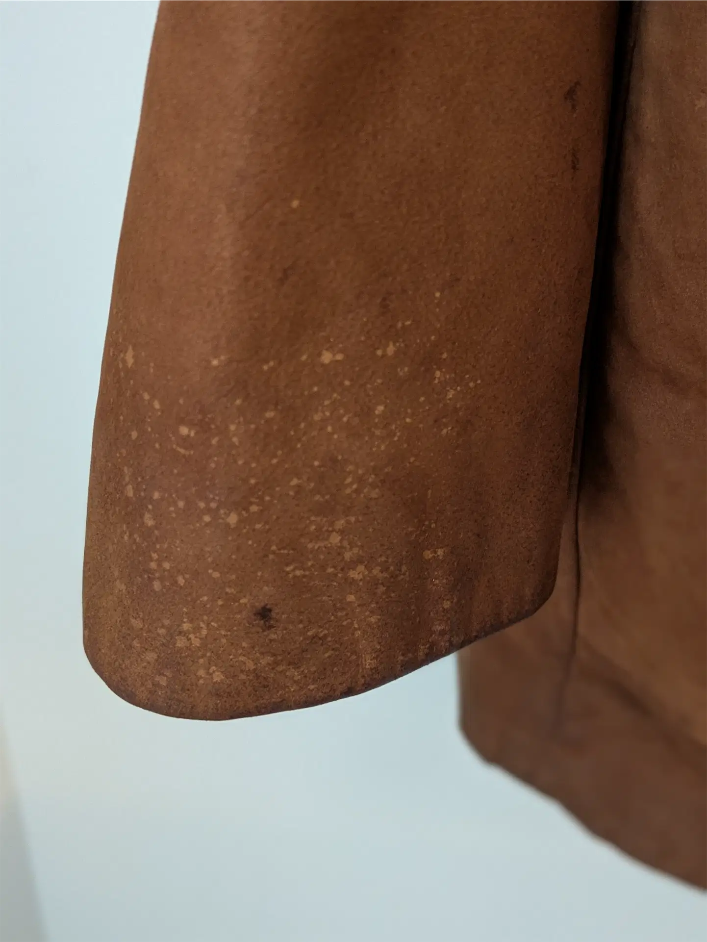 Brown Vintage Leather Coat - Danier (Men's Size XL / XXL)