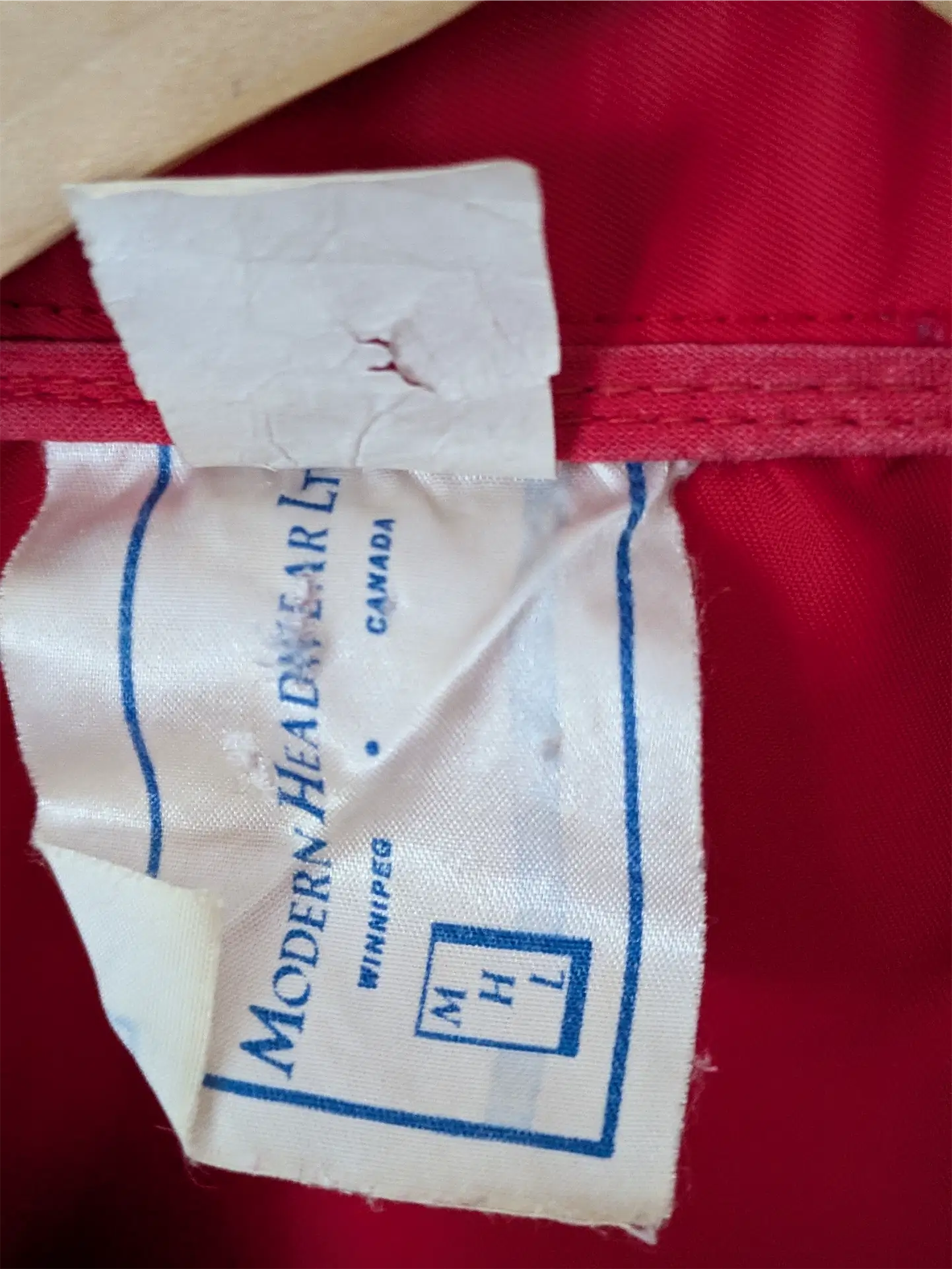 Red Vintage Trucker Jacket / Windbreaker - Peterbilt (Size M)