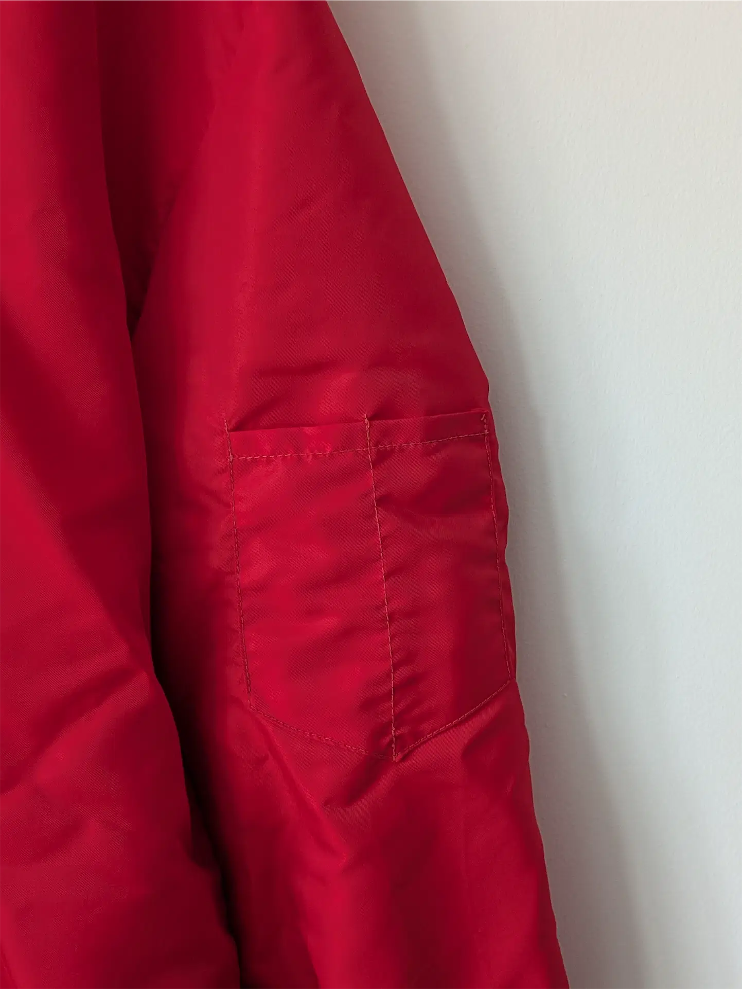 Red Vintage Trucker Jacket / Windbreaker - Peterbilt (Size M)