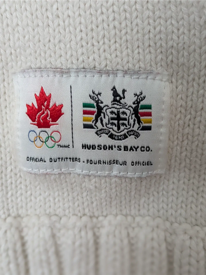 Official 2010 Olympics Team Canada Sweater - Hudson's Bay, Size M